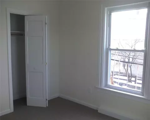 211 Park Ave, Woonsocket, RI 02895 photo 12
