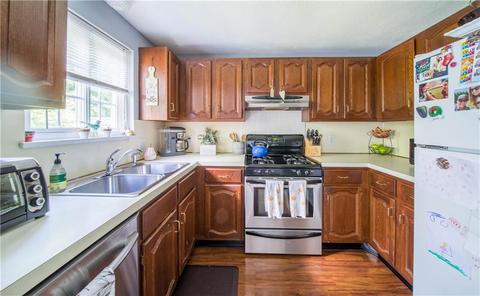 3 Eagle Run #B, East Greenwich, RI 02818 photo 12