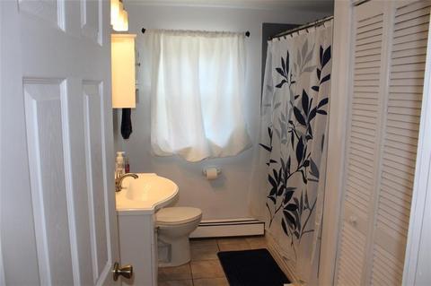 47 Crocus St, Warwick, RI 02886 photo 13