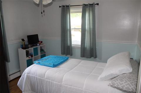 47 Crocus St, Warwick, RI 02886 photo 11