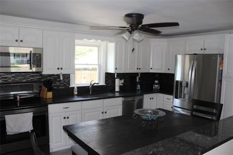 47 Crocus St, Warwick, RI 02886 photo 8