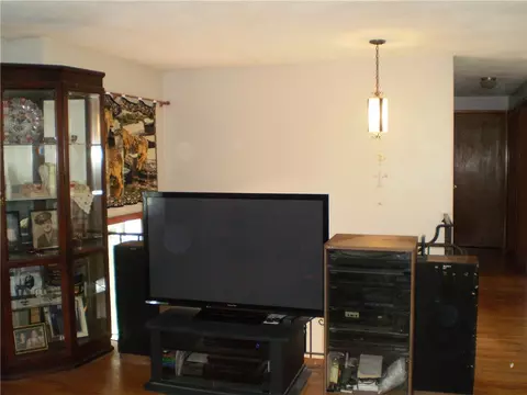 14 Crescendo Dr, Warwick, RI 02889 photo 6
