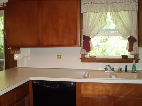 14 Crescendo Dr, Warwick, RI 02889 photo 10