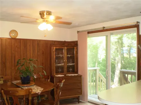 14 Crescendo Dr, Warwick, RI 02889 photo 12