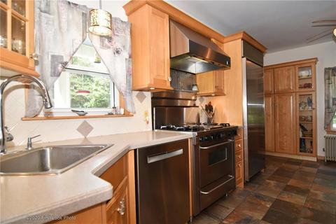 125 Old Flat River Rd, Coventry, RI 02816 photo 11