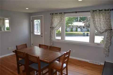 17 Jade Rd, Coventry, RI 02816 photo 12