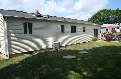 17 Jade Rd, Coventry, RI 02816 photo 41