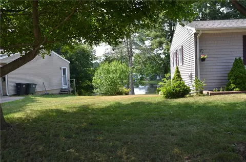 17 Jade Rd, Coventry, RI 02816 photo 13