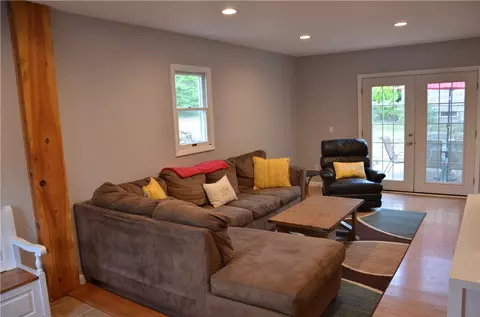 17 Jade Rd, Coventry, RI 02816 photo 39