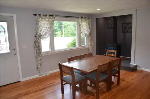 17 Jade Rd, Coventry, RI 02816 photo 11