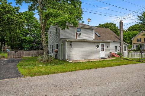 96 Centennial St, Burrillville, RI 02859 photo 3