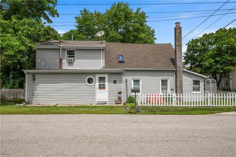 96 Centennial St, Burrillville, RI 02859 photo 2