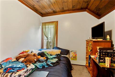 620 Fairmount St, Woonsocket, RI 02895 photo 32