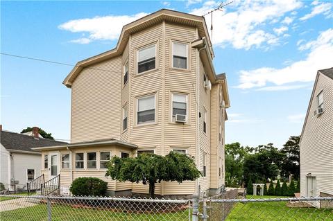 620 Fairmount St, Woonsocket, RI 02895 photo 5