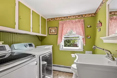 30 Irondale St, Warwick, RI 02886 photo 24