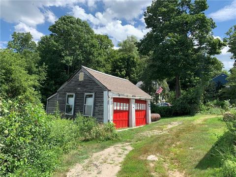 112 Main St, Pascoag, RI 02859 photo 8
