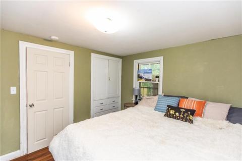 221 Killingly St, Providence, RI 02909 photo 8