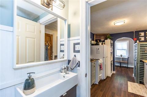 221 Killingly St, Providence, RI 02909 photo 9