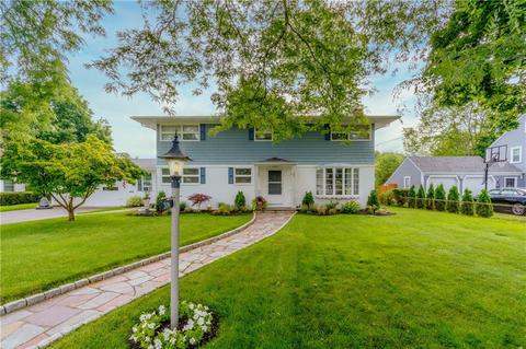 306 Spring Green Rd, Warwick, RI 02888 photo 1