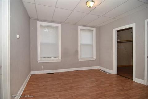 61 Transit St, Woonsocket, RI 02895 photo 7