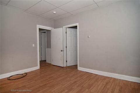 61 Transit St, Woonsocket, RI 02895 photo 9