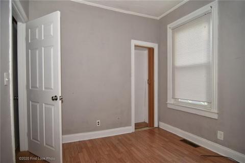 61 Transit St, Woonsocket, RI 02895 photo 10