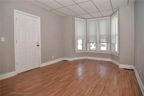 61 Transit St, Woonsocket, RI 02895 photo 16
