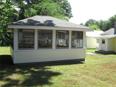 8 Rustic Way, Scituate, RI 02831 photo 3