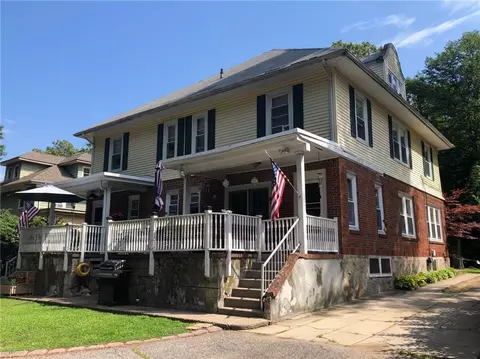528 Harris Ave, Woonsocket, RI 02895 photo 3