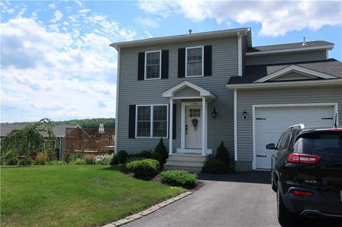 61 Fieldside Dr, Woonsocket, RI 02895 photo 33