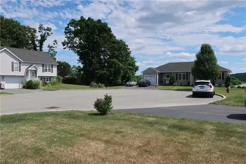 61 Fieldside Dr, Woonsocket, RI 02895 photo 36