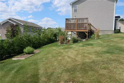 61 Fieldside Dr, Woonsocket, RI 02895 photo 39