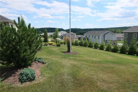 61 Fieldside Dr, Woonsocket, RI 02895 photo 37