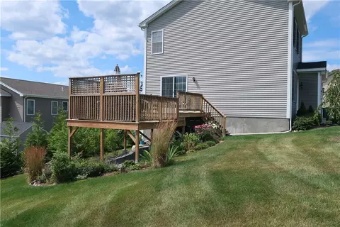 61 Fieldside Dr, Woonsocket, RI 02895 photo 35