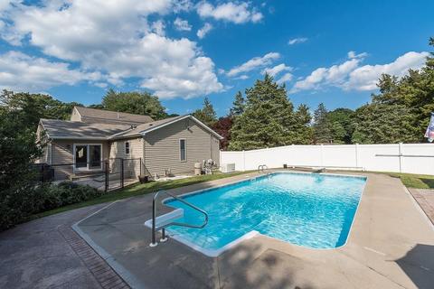 1 Hemlock Dr, Exeter, RI 02822 photo 9