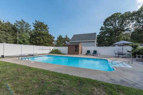 1 Hemlock Dr, Exeter, RI 02822 photo 8