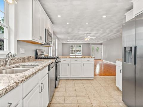 306 Rhode Island Ave, Woonsocket, RI 02895 photo 9