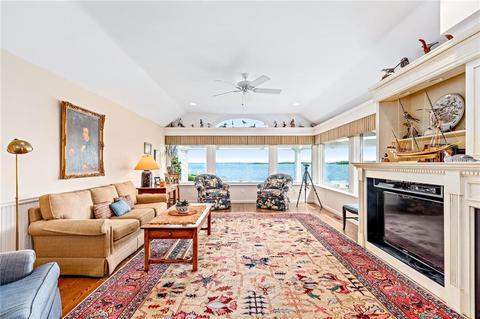 1268 Warwick Neck Ave, Warwick, RI 02889 photo 20
