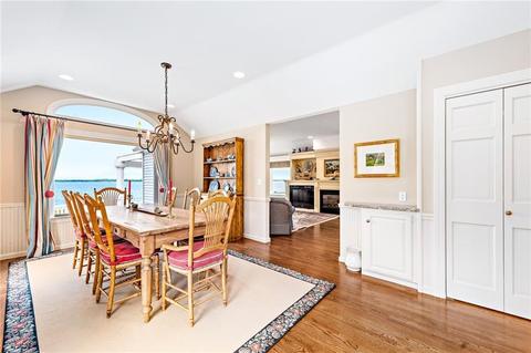 1268 Warwick Neck Ave, Warwick, RI 02889 photo 22