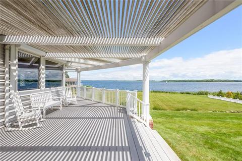 1268 Warwick Neck Ave, Warwick, RI 02889 photo 1
