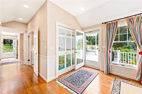 1268 Warwick Neck Ave, Warwick, RI 02889 photo 24