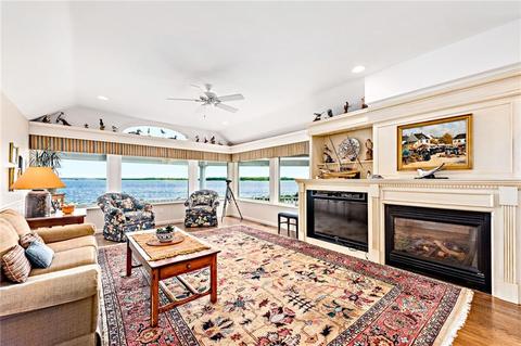 1268 Warwick Neck Ave, Warwick, RI 02889 photo 19