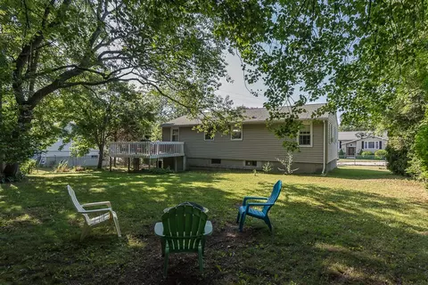 11 Lorraine Rd, Westerly, RI 02891 photo 1