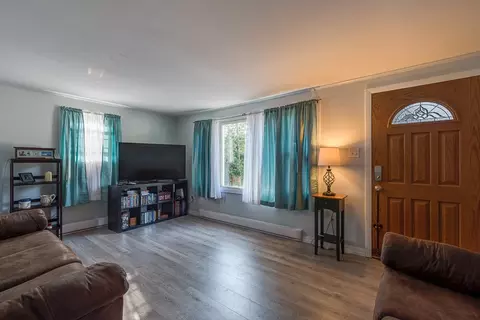11 Lorraine Rd, Westerly, RI 02891 photo 5