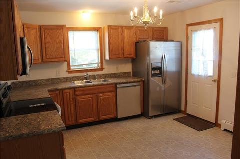 815 Elm St, Woonsocket, RI 02895 photo 10
