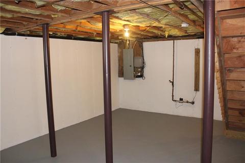 815 Elm St, Woonsocket, RI 02895 photo 32