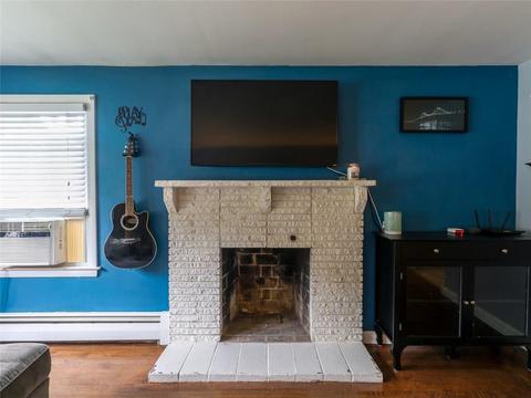 32 Darling St, Warwick, RI 02886 photo 3