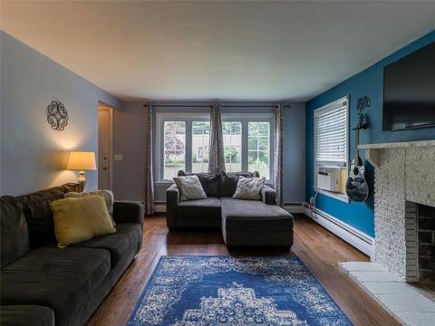 32 Darling St, Warwick, RI 02886 photo 4