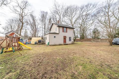 4 Dan St, Warwick, RI 02889 photo 3