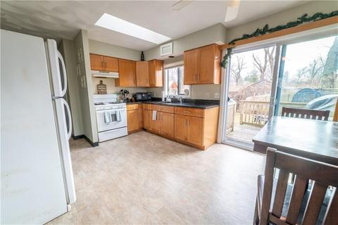 4 Dan St, Warwick, RI 02889 photo 10
